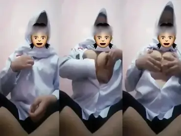 Bokep Jilbab SMA Pap Toket Gede Bikin Forum Hijab Ramai poster